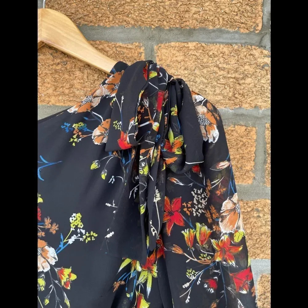 CLOVER AND SLOANE Garden Vine One-Shoulder Dress - Picture 5 of 13